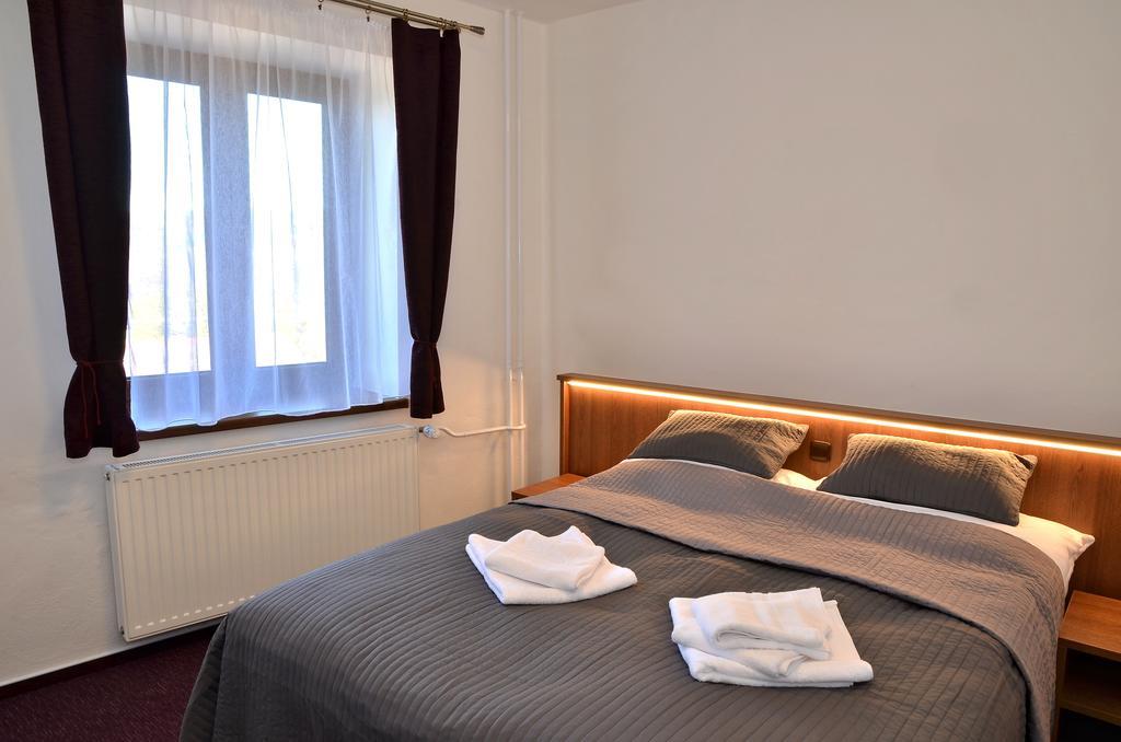 Hotel Sonata Hradec nad Moravici Buitenkant foto