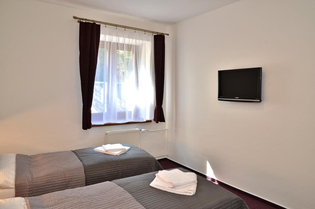 Hotel Sonata Hradec nad Moravici Buitenkant foto
