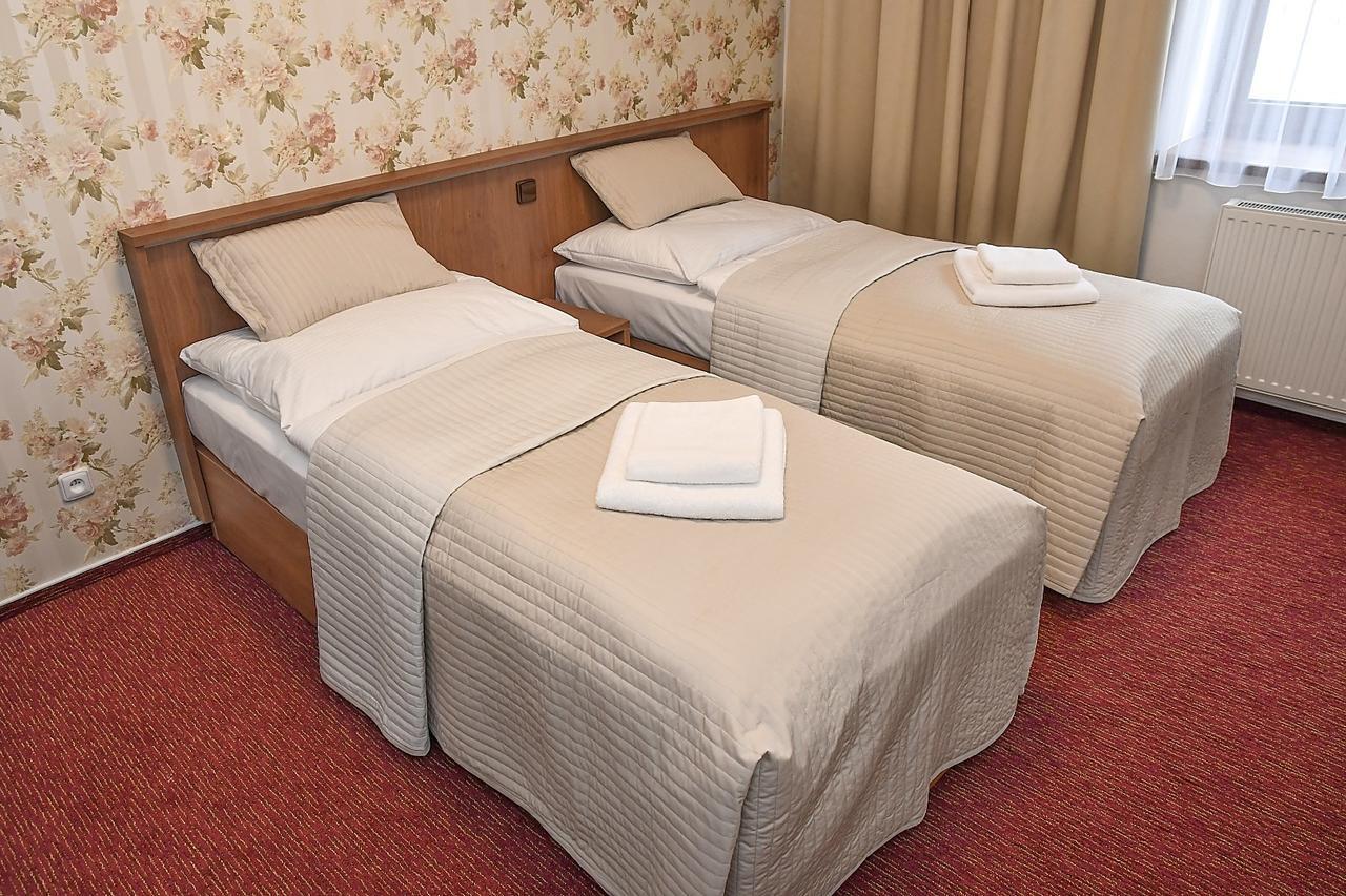 Hotel Sonata Hradec nad Moravici Buitenkant foto